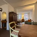 Cozy Copenhagen Flat With Sunny Garden